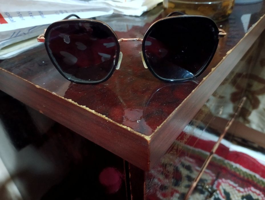 Женский очки почти янги оригинал