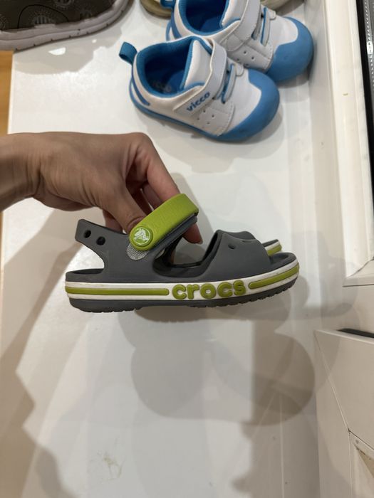 Продам детскую обувь 1-2года