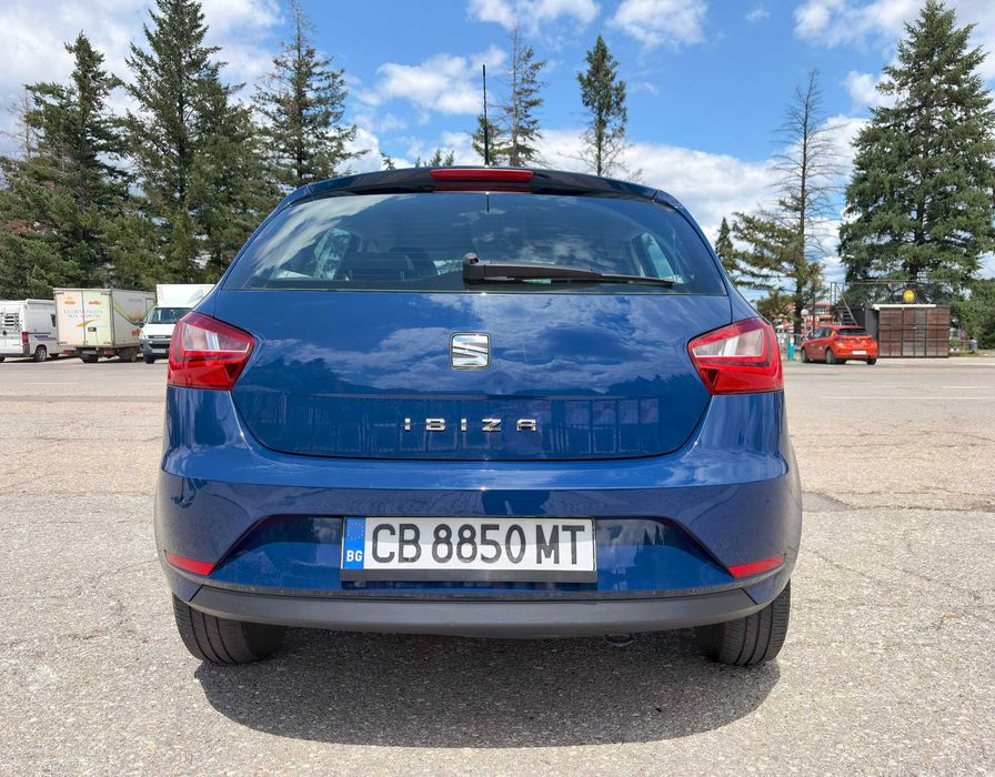 Продавам Seat Ibiza 2017г. 1.0 MPI на 90.000км. в ПЕРФЕКТНО състояние!