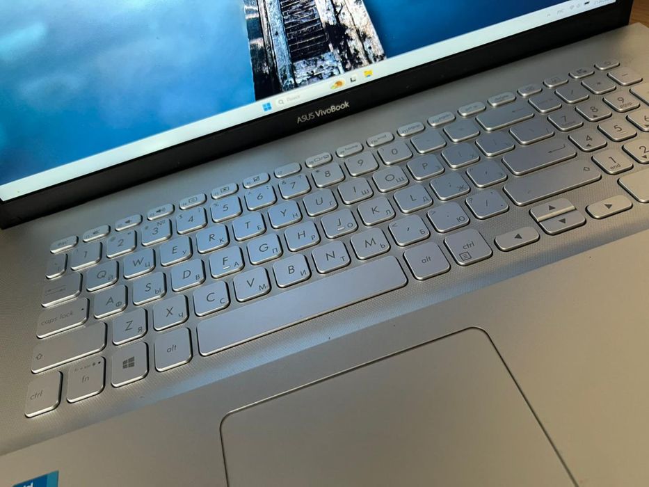 Продам ноут в отличном состоянии!!!