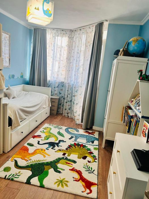 Тристаен апартамент с АКТ 16 в ж.к Възраждане