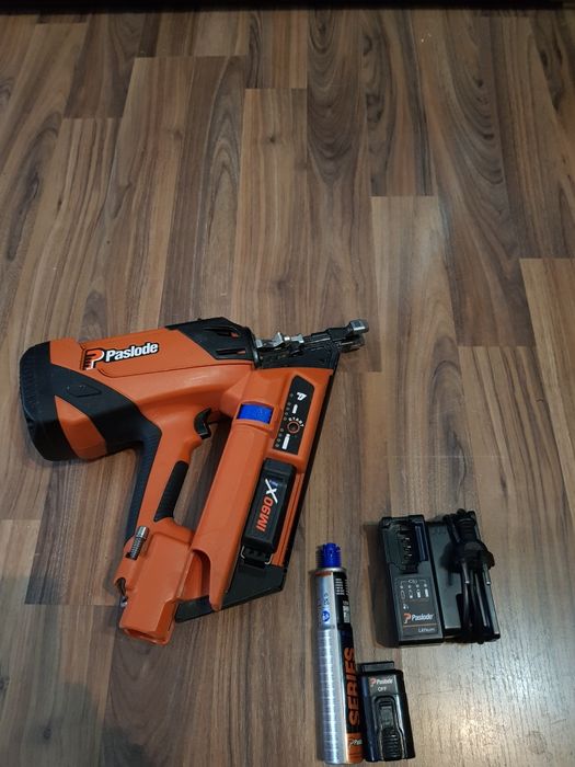 Pistol de cuie Paslode IM 90XI