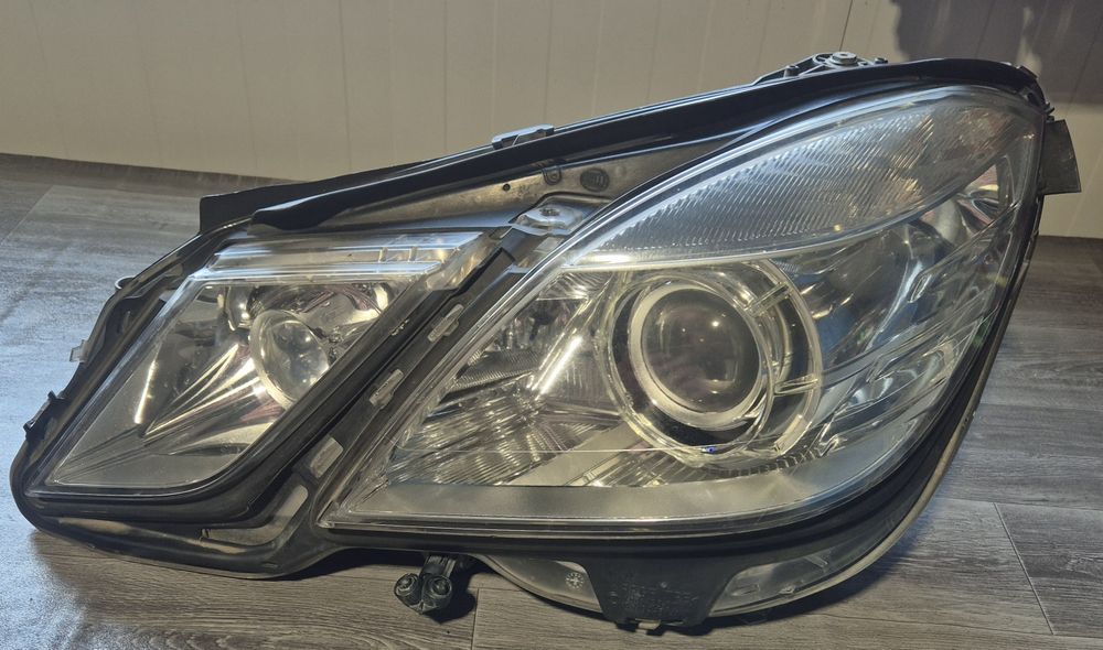 Фар мерцедес W212 2009 г
