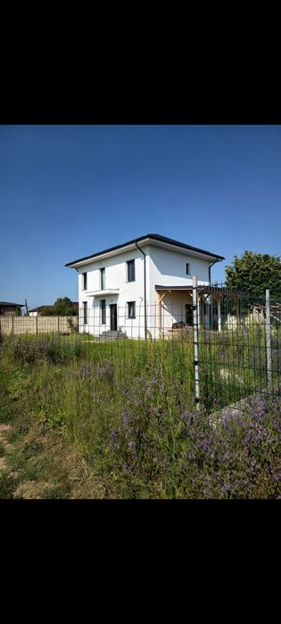 Casa p+1+Pod 130mp Teren 600mp 2balcoane 2bai 3camere Mihailesti