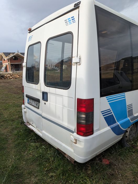 Проект кемпер фаст фууд,бира скара кои каквото поиска