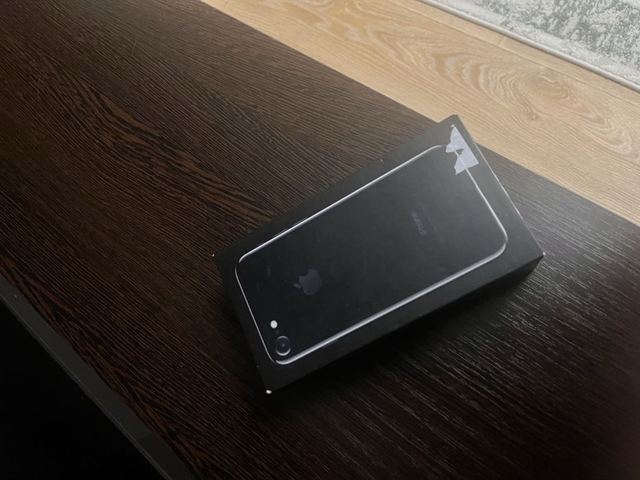 Продам айфон 7 пости идеал