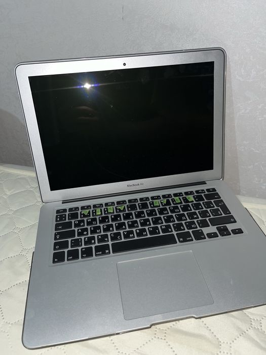Продаётся MacBook Air 13  (2017)