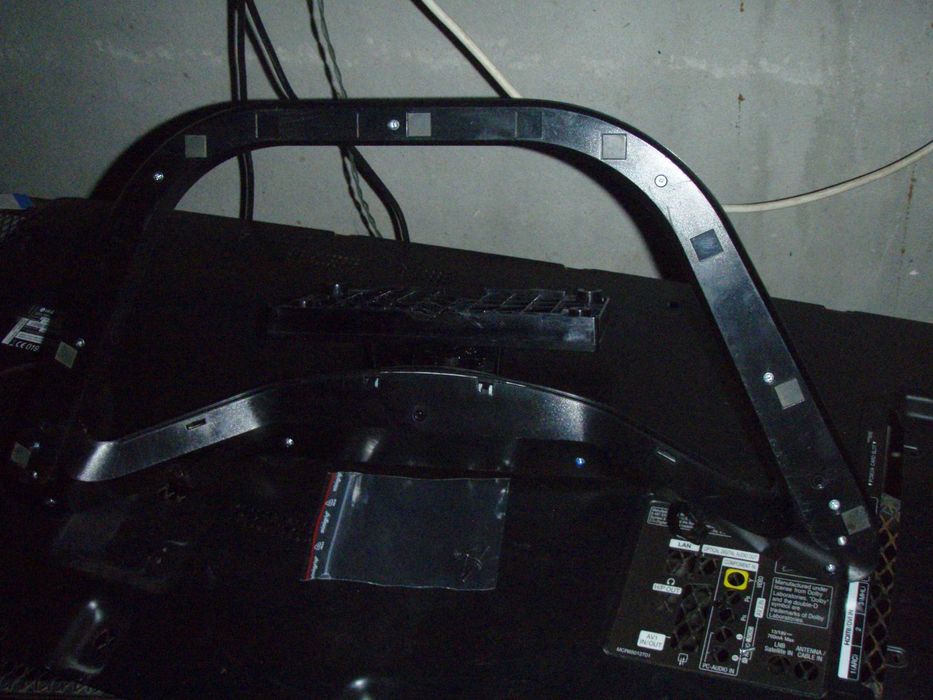 Picior MAZ637089 pentru LG 42La620 42Ln575 42Ln578 42La6200, etc...