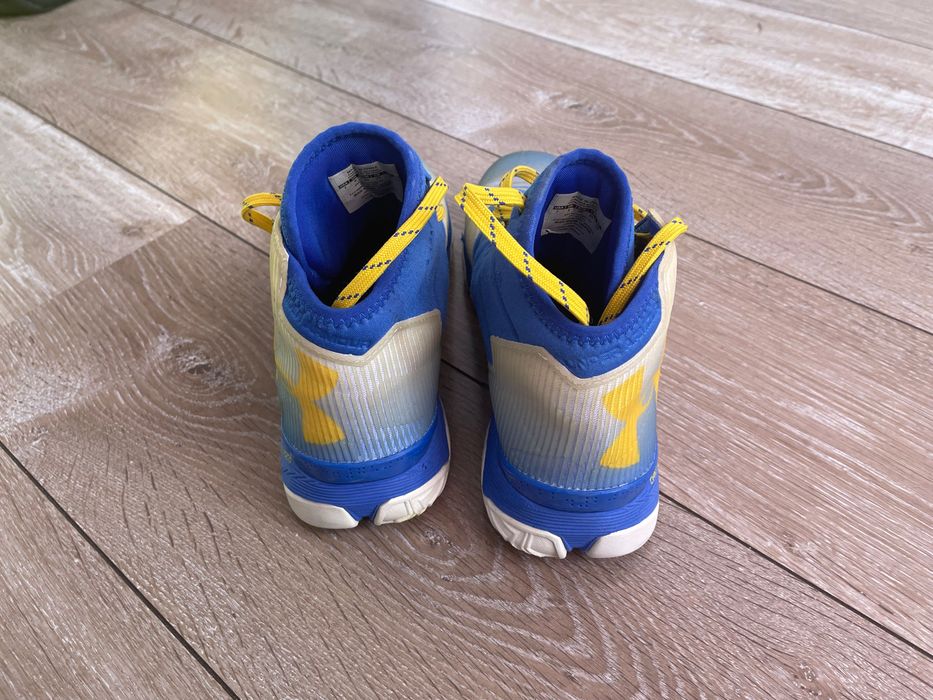 Armour Curry 2.5 “73-9”