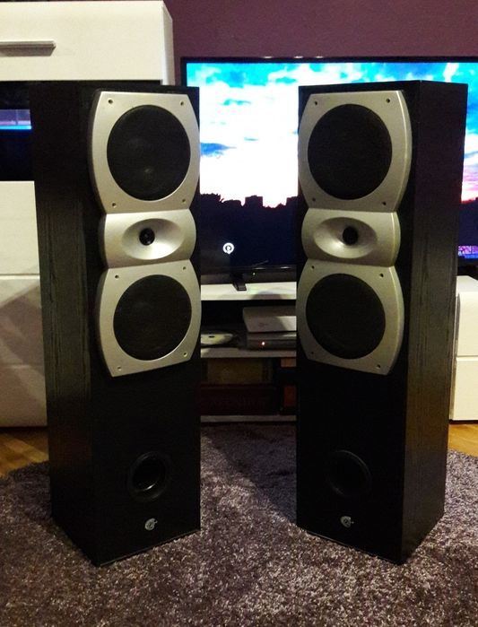 страхотни оригинални немски тонколони CAT MBC 300-2х300вата