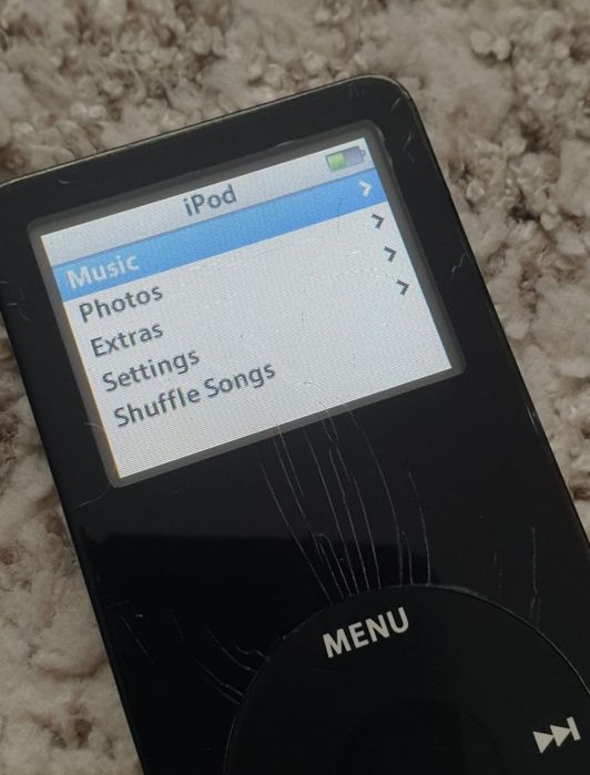 ipod apple 30gb second hand si noi de vanzare • Anunturi • OLX.ro