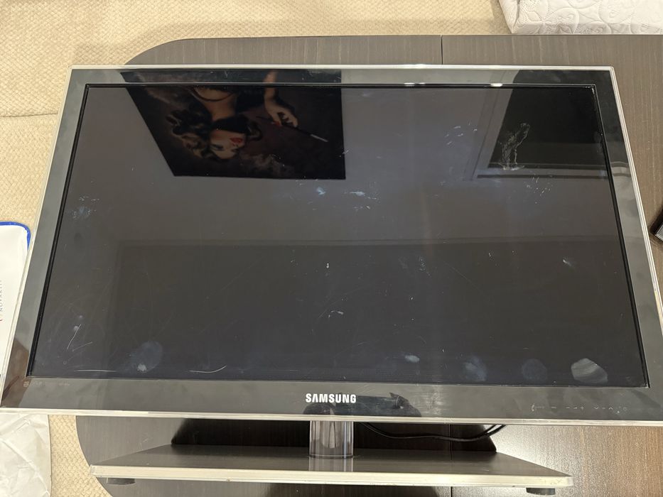 Samsung телевизор 37 инча