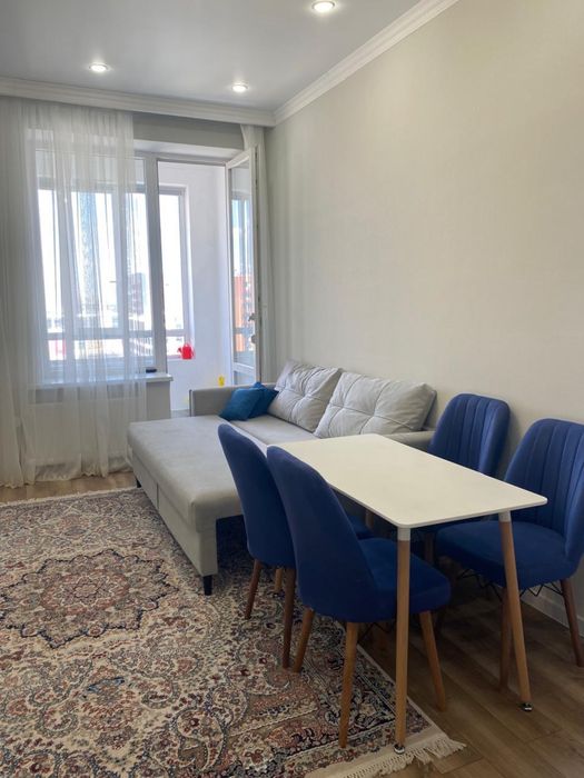 Диван 2300/900 продам б/у в отлтчном состоянии