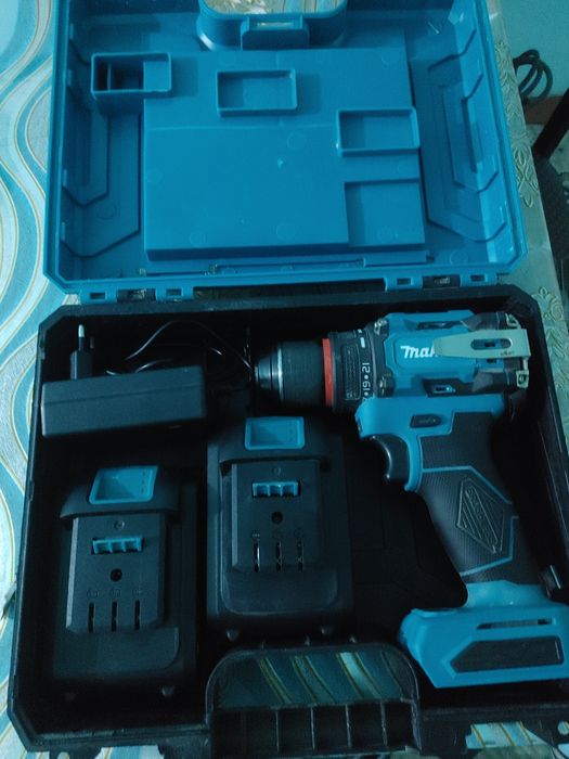 Шурупаверт сотилади