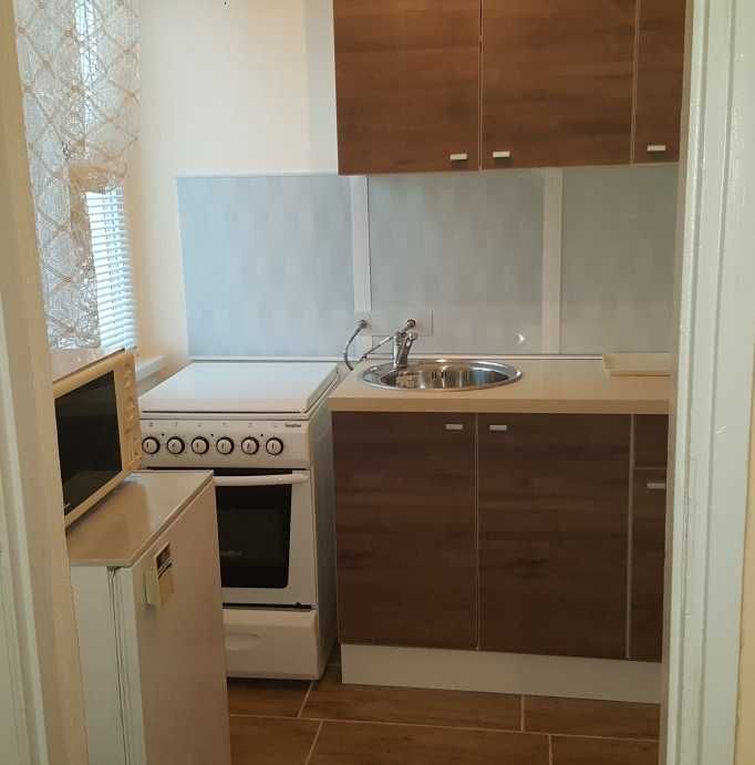 Дава се под наем Едностаен апартамент в Пловдив, Каменица 1 - 29 кв.м за 153 € - Снимка #2