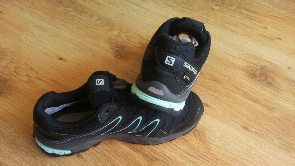 SALOMON GORE-TEX Women Kids Shoew размер EUR 40 / UK 6.5 маратонки водонепромокаеми - 806