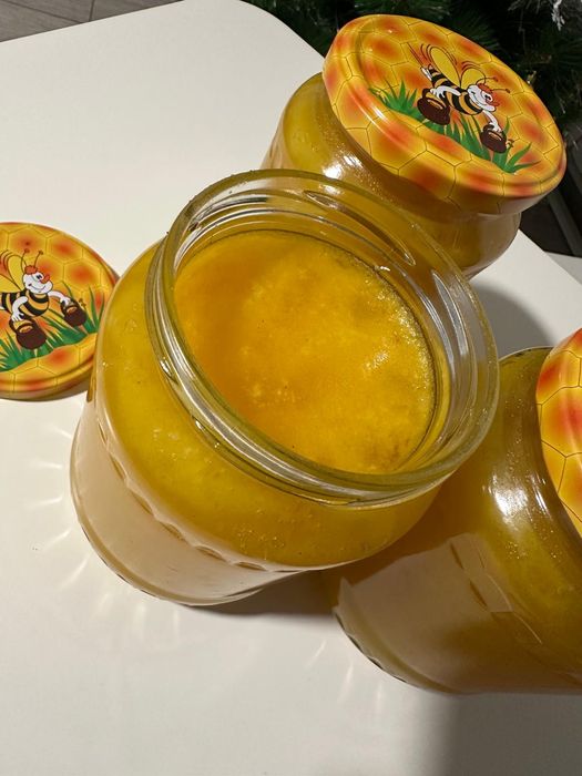 Miere de albine de vanzare