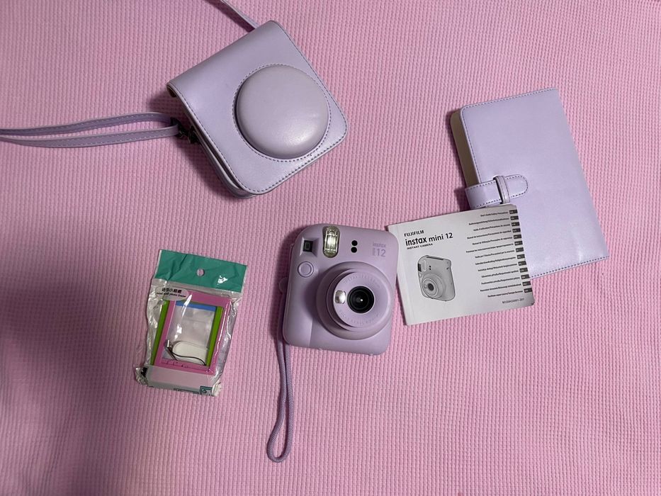 Фото апарат instax mini 12