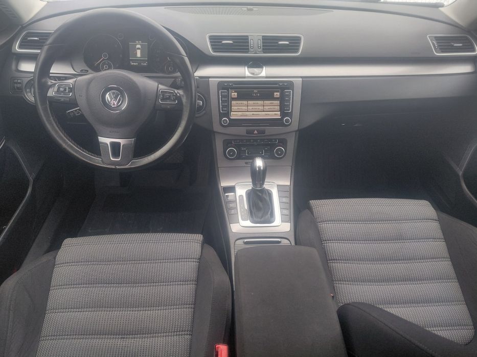 Vw Pasat  Rline Automat [ DSG] 2000 diesel 177 cai an 2013 euro 5