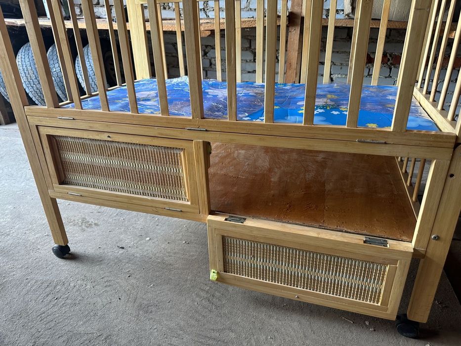 Кроватка детская