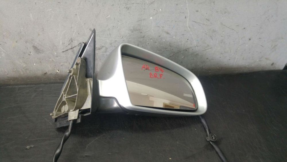 Oglinda electrica dreapta audi a4 b7 8ec
