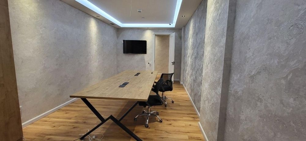Сдается просторное коммерческое помещение — 160 м²
