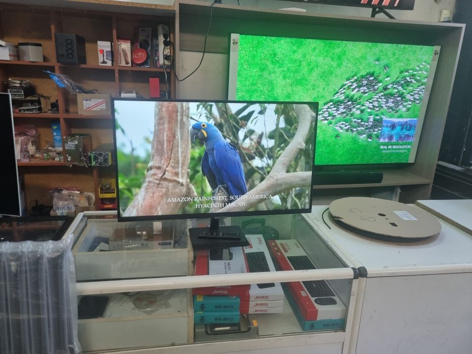 Монитор смарт Samsung 32 inch , 4K