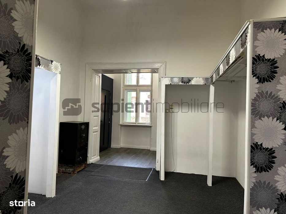 Apartament la casa cu 4 camere si acces auto, ultracentral