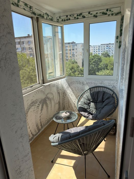 Direct proprietar: vând apartament 3 camere decomandat confort 1 sporit