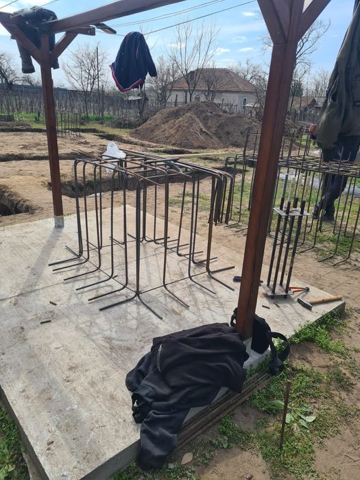 Execut săpături pentru constructii