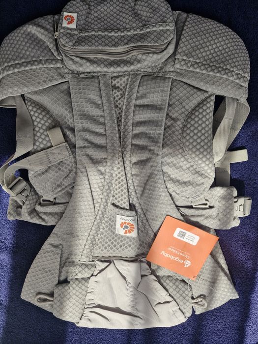 Ergobaby Omni Deluxe