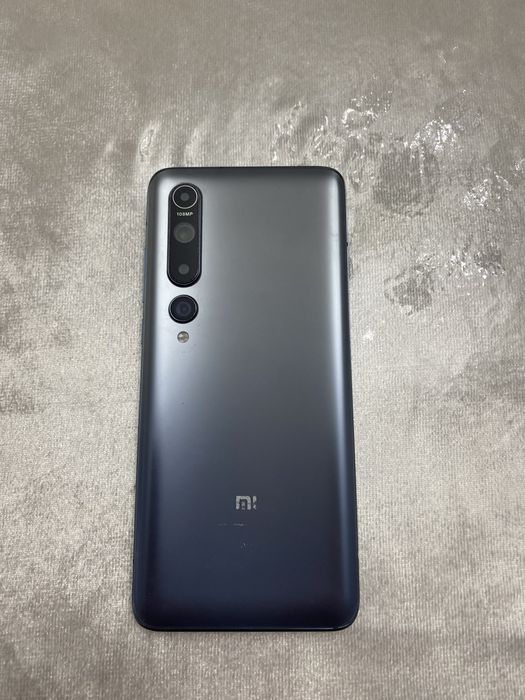 Xiomi mi10.