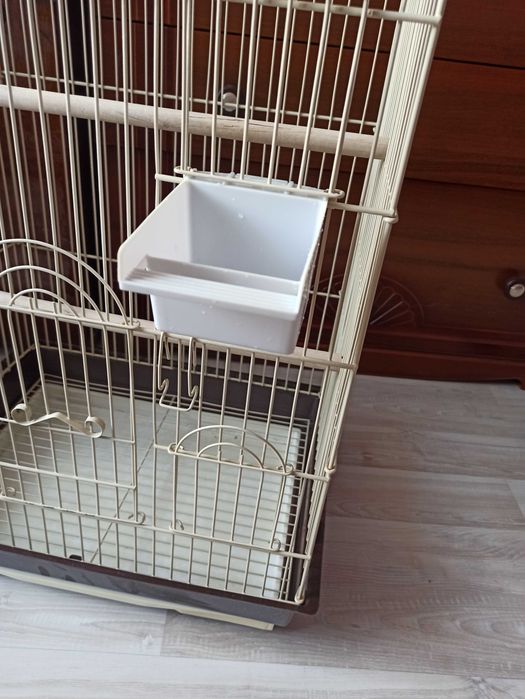Клетка для птиц, размер 45*68*35 см, продам