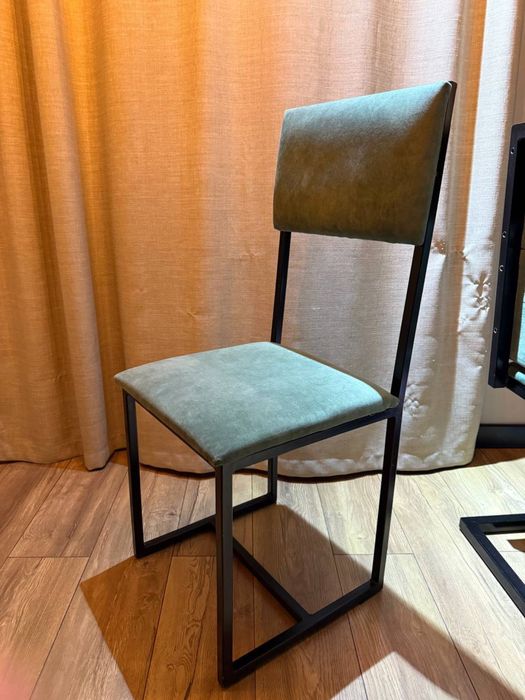 стулья лофт 4штуки