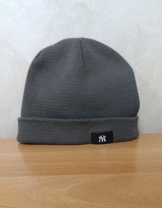 New Era-Много Запазена