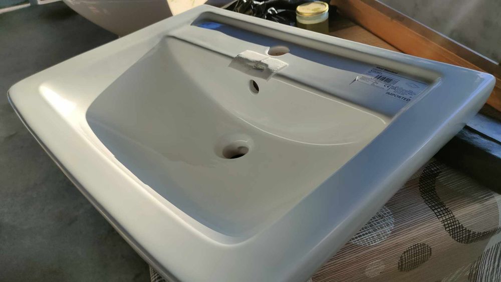 Продавам Порцеланова мивка