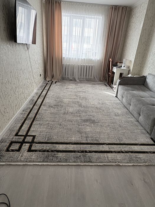 Продам ковры б/у