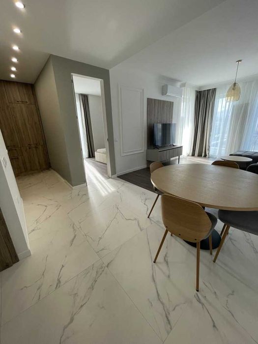 Дава се под наем Двустаен апартамент в София, Витоша - 63 кв.м за 854.25 € - Снимка #2