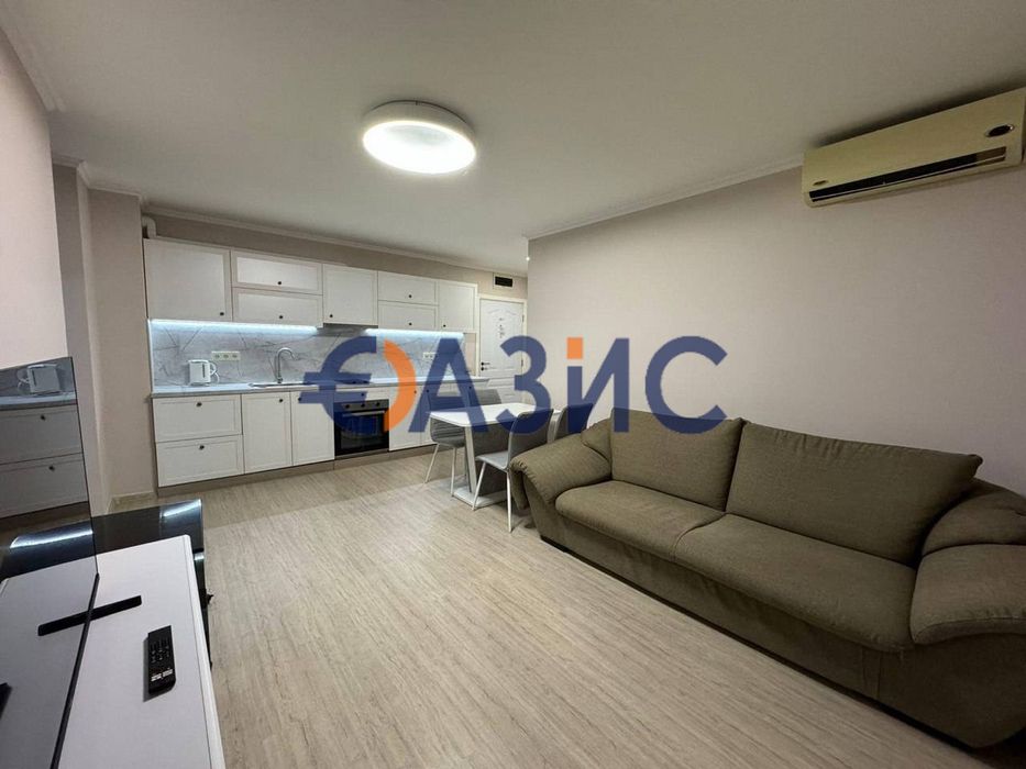 Продава се Тристаен апартамент в к.к. Слънчев бряг - 83 кв.м за 1266 €/кв.м - Снимка #4