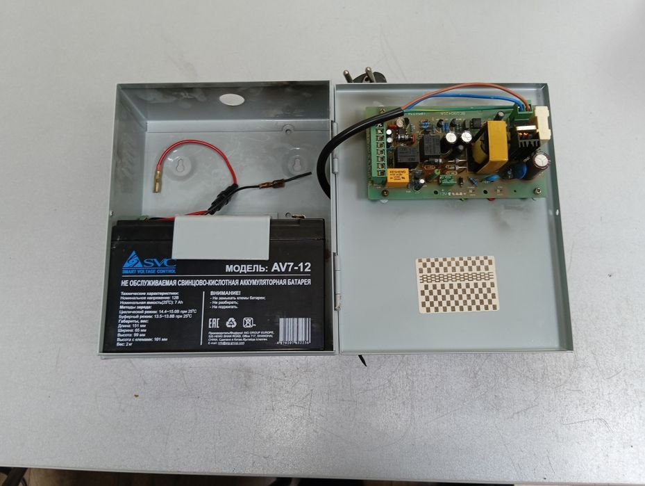 8 канальный видеорегистратор