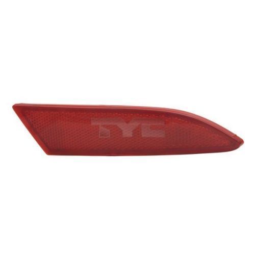 Element reflectorizant catadioptru Ford Focus 3, 12.2010-11.2014, Hatchback, Combi, Sedan, partea Stanga, Spate, in bara; Omologare: ECE/SAE, TYC