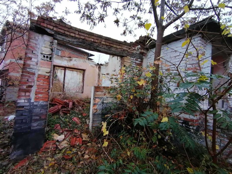 Продава се Парцел в Карнобат - 450 кв.м за 83 €/кв.м - Снимка #1