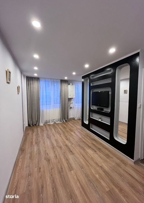 Garsoniera renovata la parter