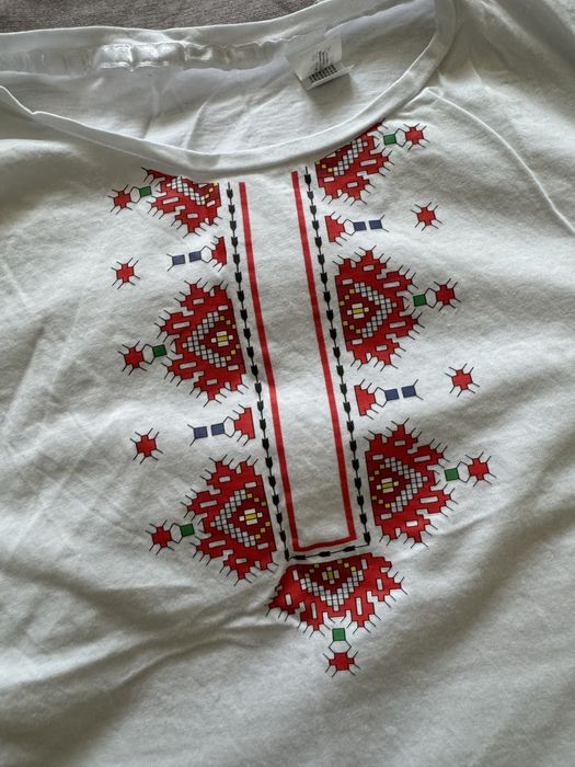 Тениска с шевица