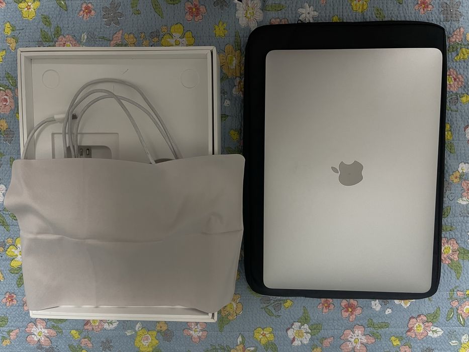 Новый MacBook Air 13 M1 98% АКБ