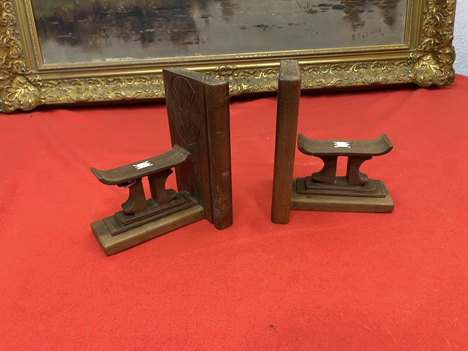 Стопери за книги от тик с инкрустация