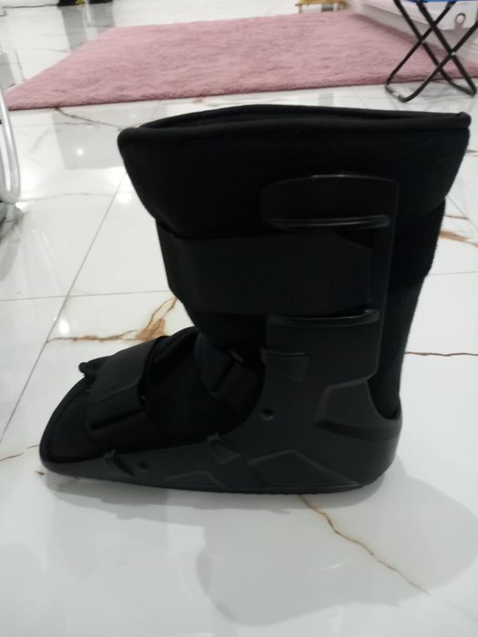 Orteza ,cizma ,ortopedica