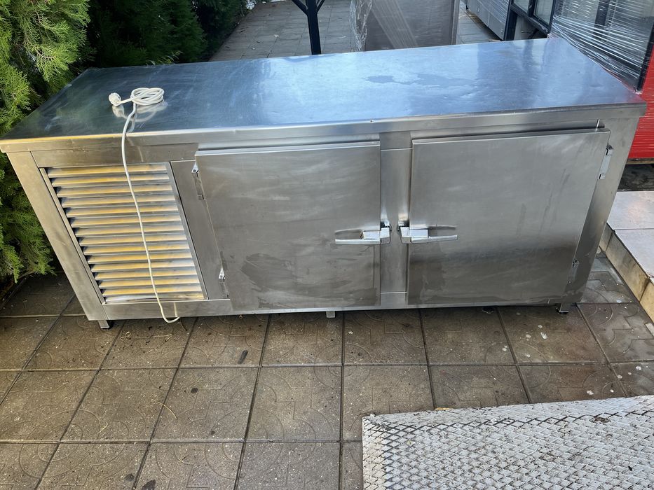 Хладилна маса хладилна