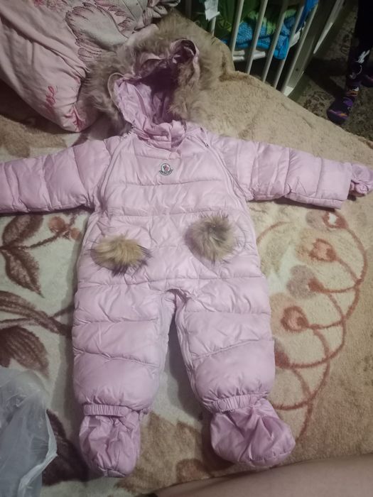 Продам теплые комбинезоны