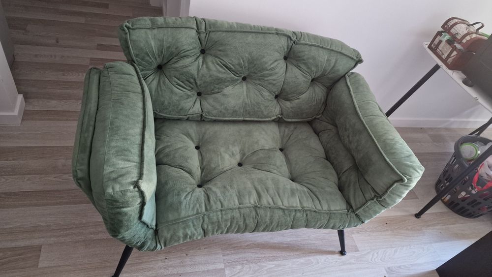 Canapea extensibila cadru metalic